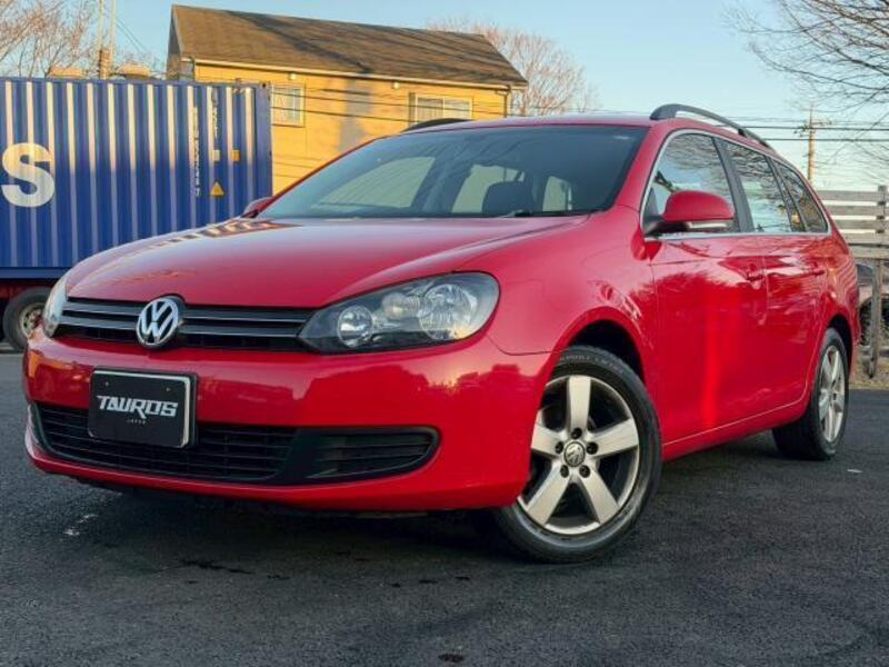 2013 VOLKSWAGEN GOLF VARIANT