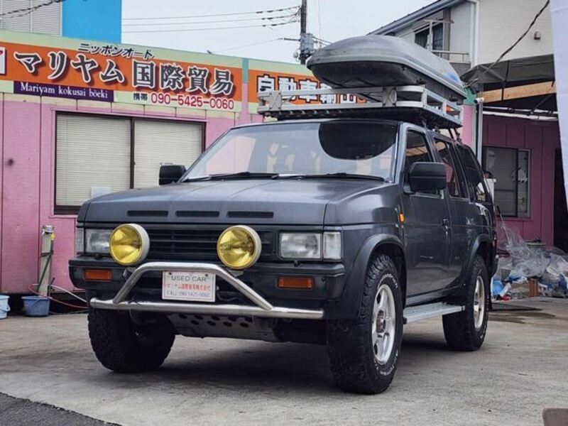 1990 NISSAN TERRANO
