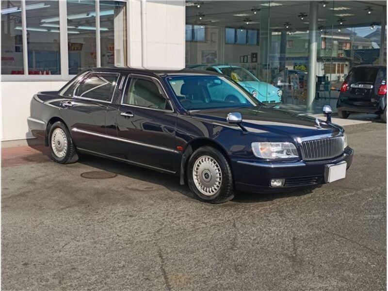2000 MITSUBISHI DIGNITY