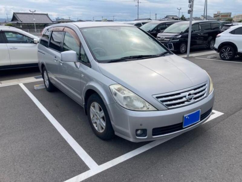 2005 NISSAN PRESAGE
