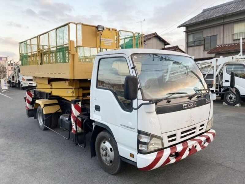 2005 ISUZU ELF
