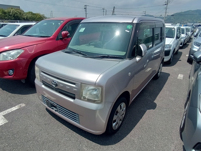 2013 TOYOTA PIXIS SPACE