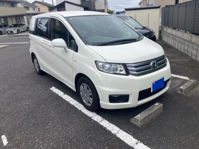 2011 HONDA FREED SPIKE