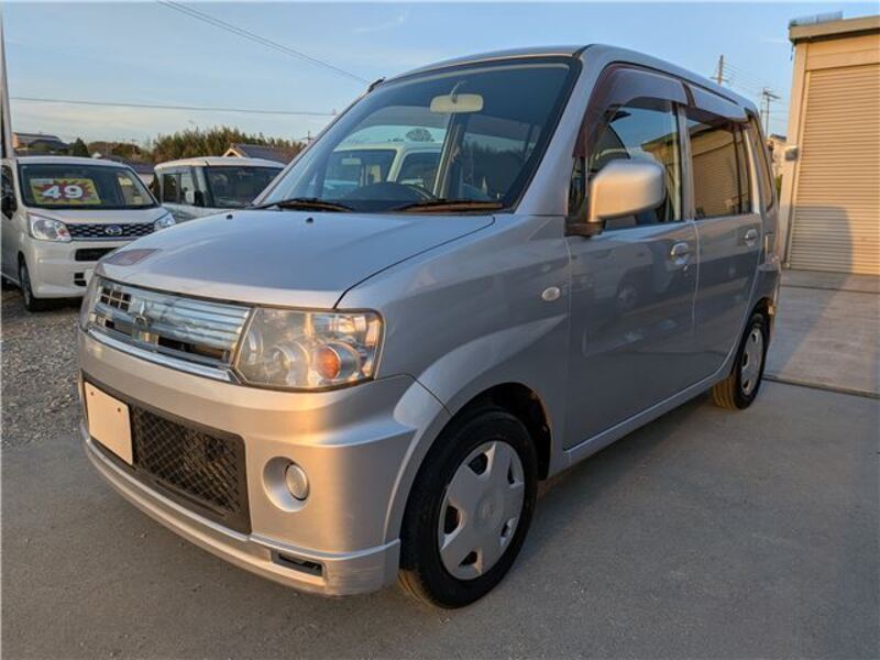 2009 MITSUBISHI TOPPO