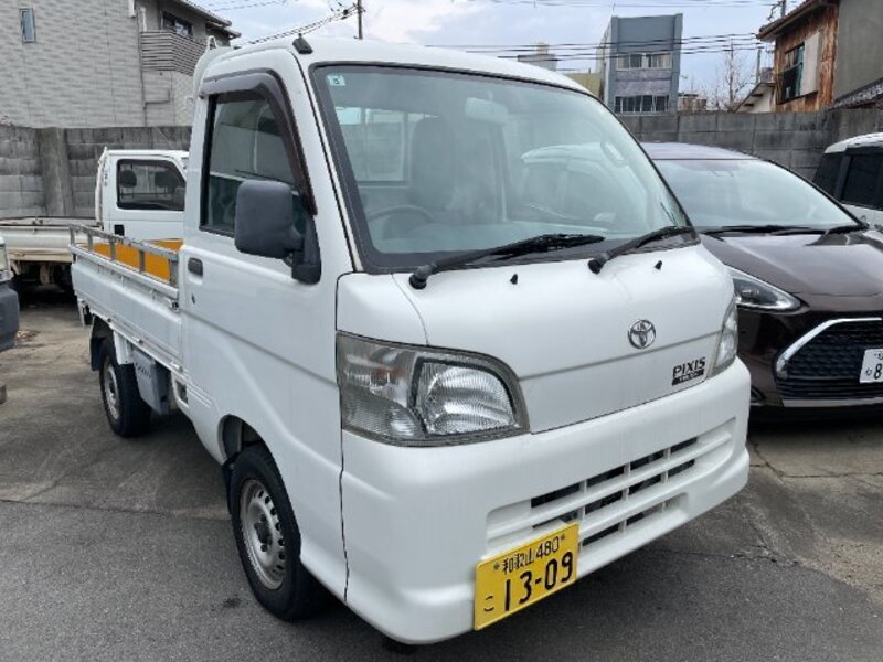 2026 TOYOTA PIXIS TRUCK
