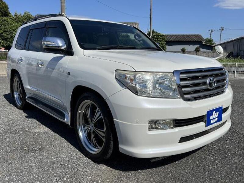 2010 TOYOTA LAND CRUISER