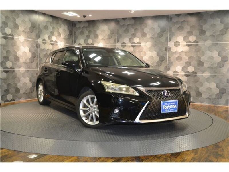 2011 LEXUS CT