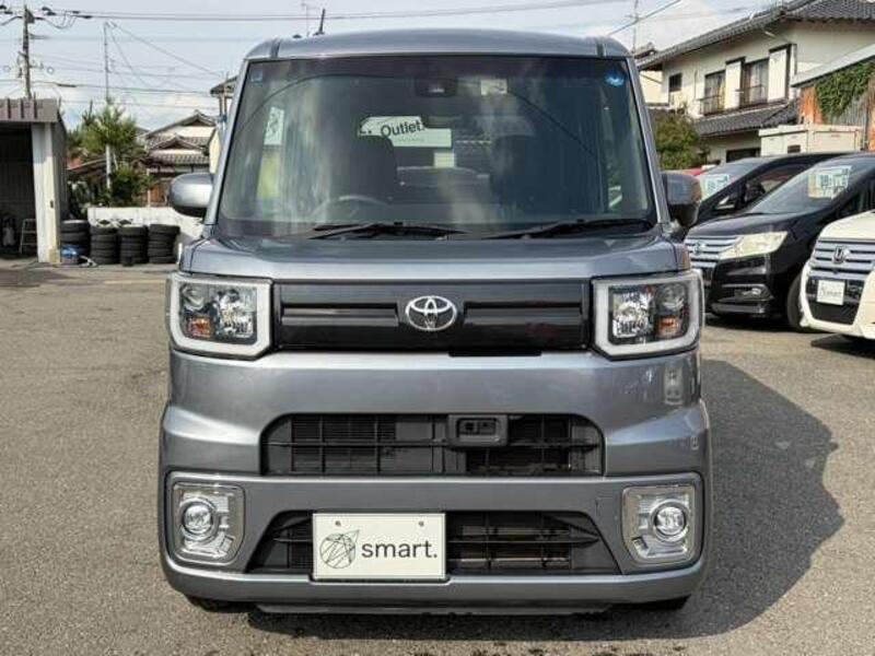 2017 TOYOTA PIXIS MEGA