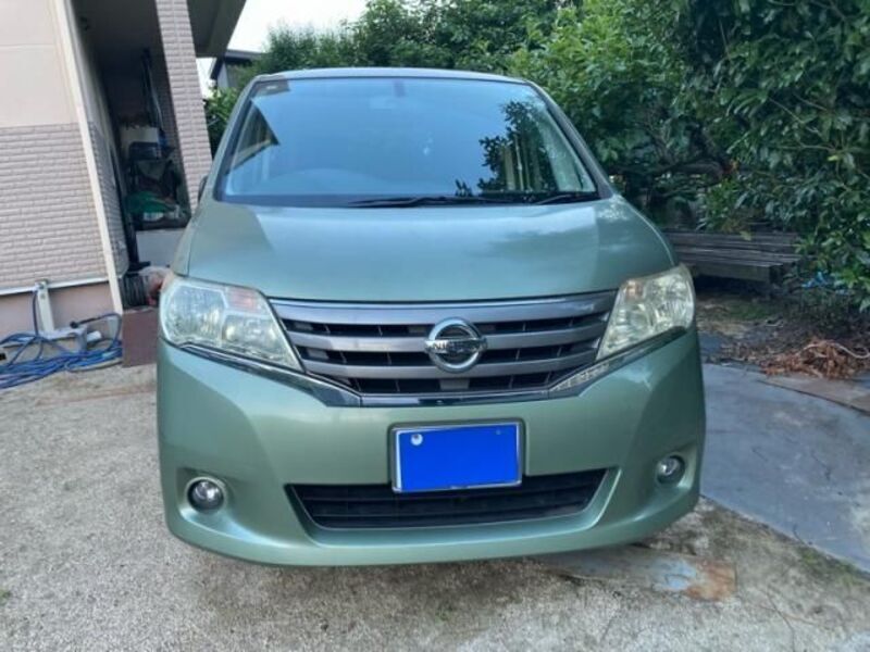 2011 NISSAN SERENA