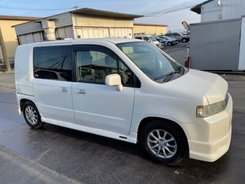 2005 HONDA MOBILIO SPIKE