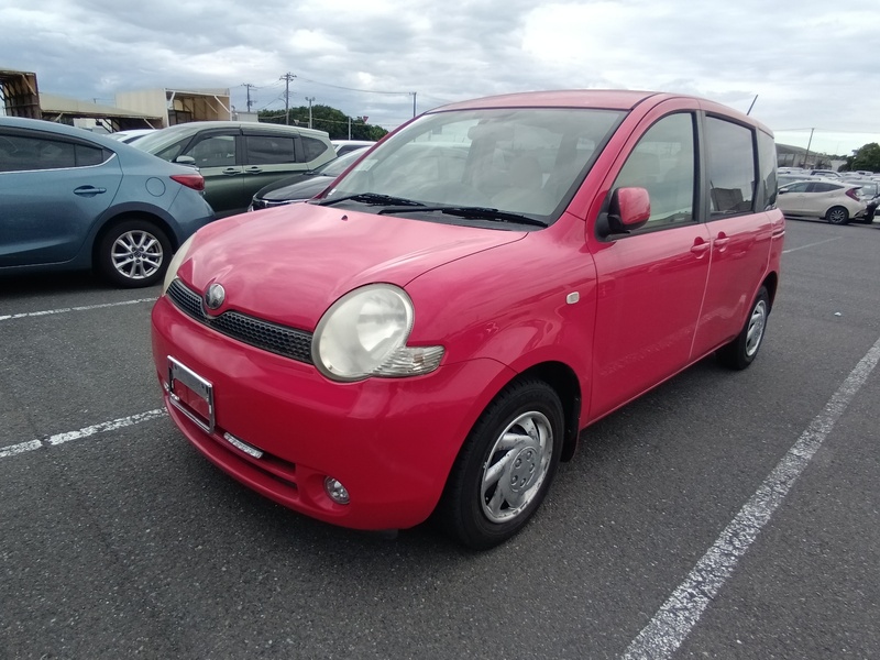 2004 TOYOTA SIENTA