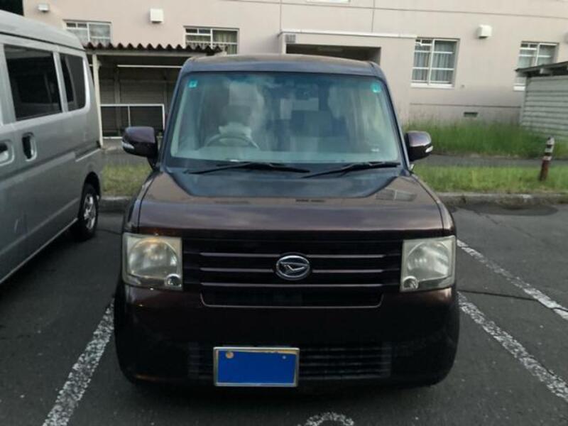 2011 DAIHATSU MOVE CONTE