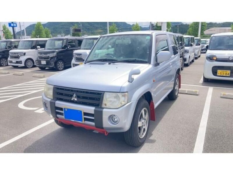 2009 MITSUBISHI PAJERO MINI