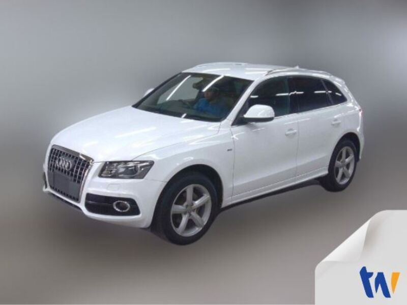 2011 AUDI Q5