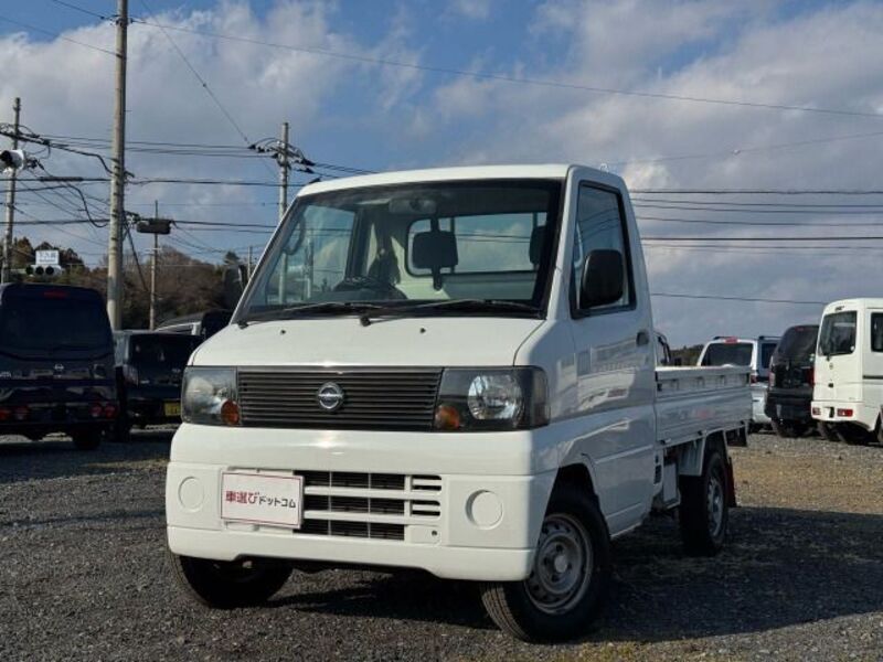2004 NISSAN CLIPPER TRUCK