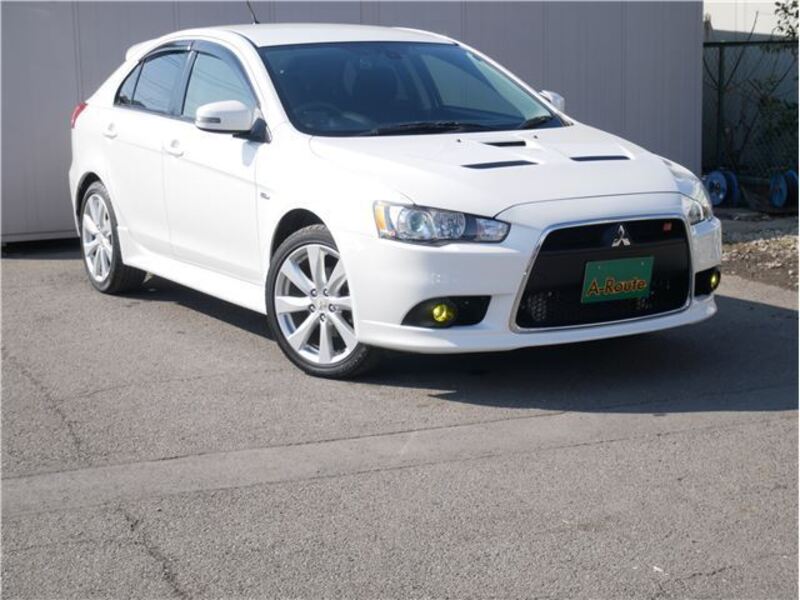 2014 MITSUBISHI GALANT
