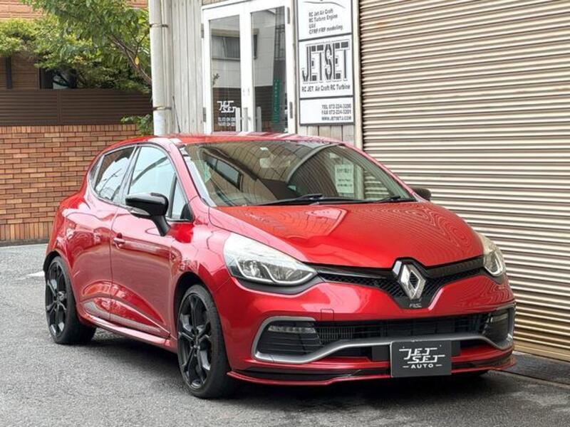 2026 RENAULT LUTECIA