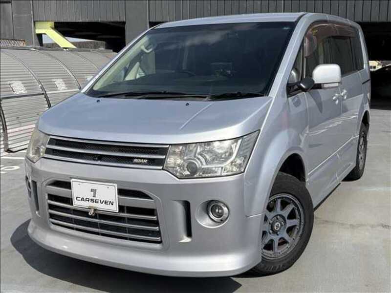 2007 MITSUBISHI DELICA