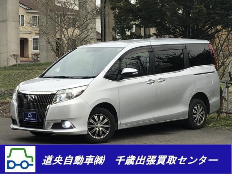 2026 TOYOTA ESQUIRE