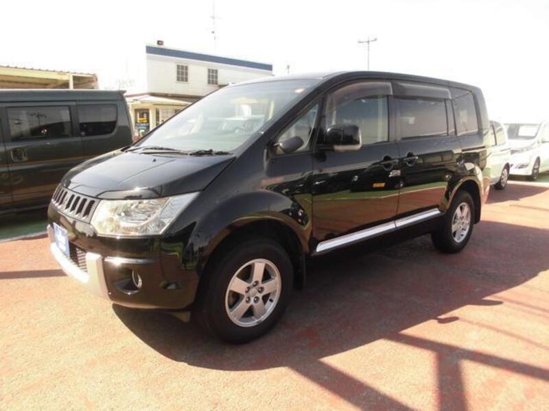 2026 MITSUBISHI DELICA D5