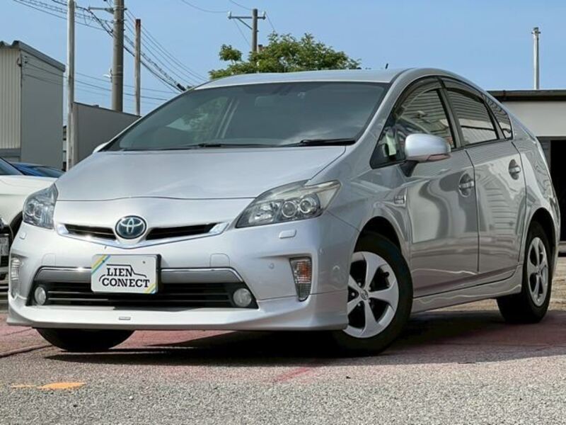 2013 TOYOTA PRIUS PHV