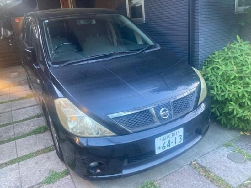 2004 NISSAN PRESAGE