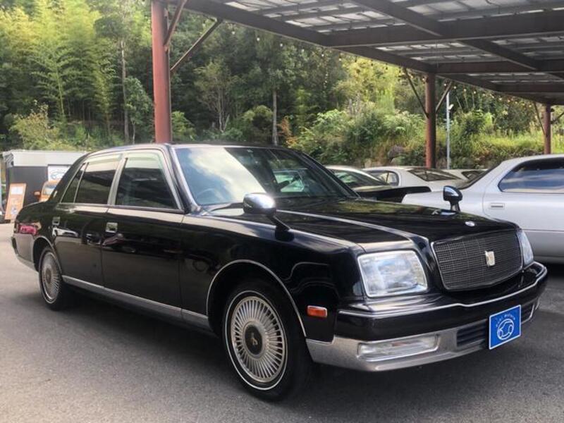 2006 TOYOTA CENTURY