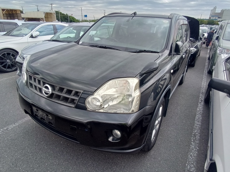 2010 NISSAN X-TRAIL