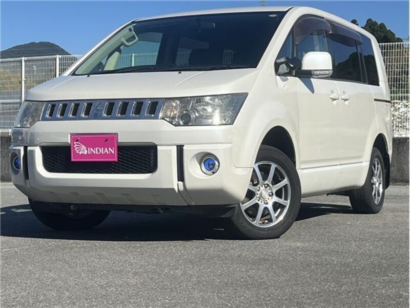 2008 MITSUBISHI DELICA D5