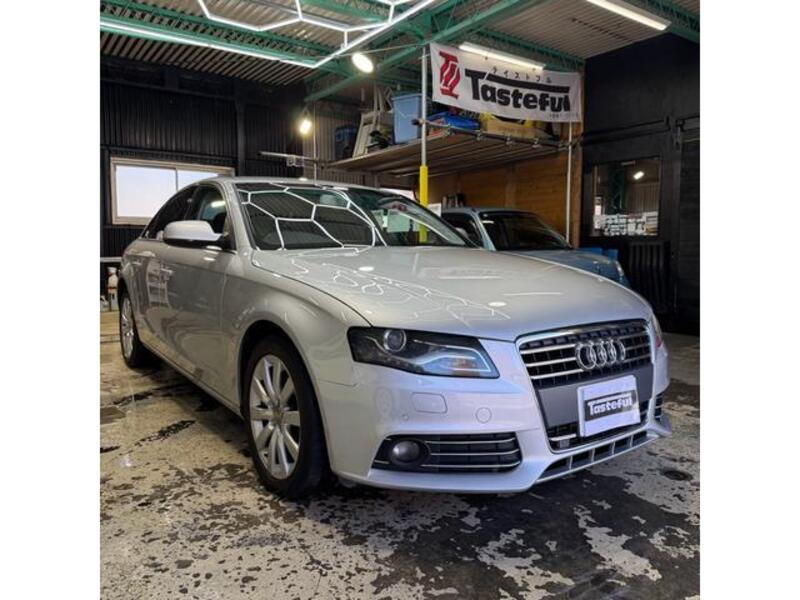 2011 AUDI A4