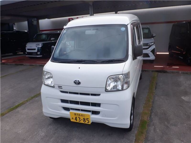 2016 TOYOTA PIXIS VAN