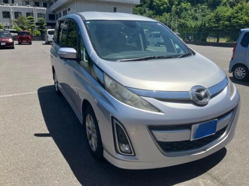 2010 MAZDA BIANTE