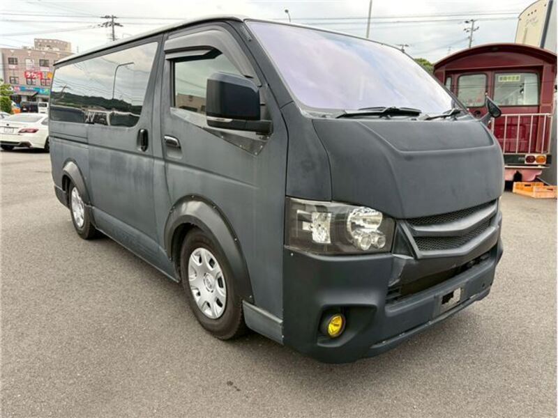2014 TOYOTA HIACE
