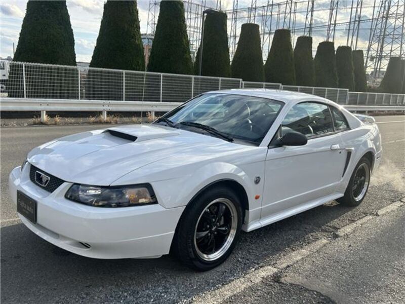 2004 FORD MUSTANG