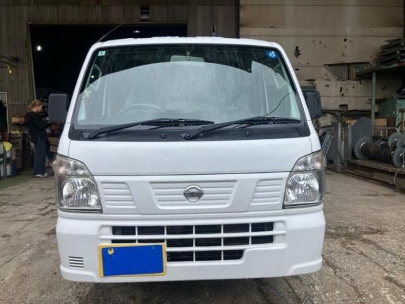 2017 NISSAN NT100 CLIPPER