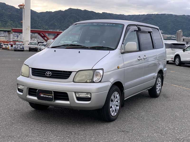 2001 TOYOTA Liteace Noah