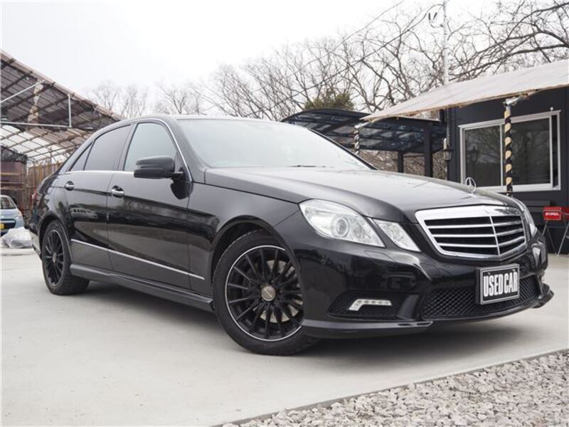 2011 MERCEDES-BENZ E-CLASS