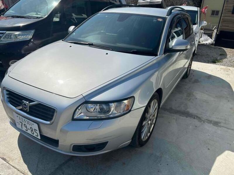 2009 VOLVO V50