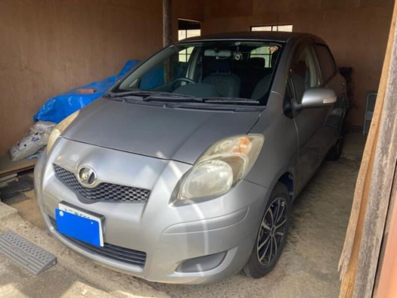 2009 TOYOTA VITZ