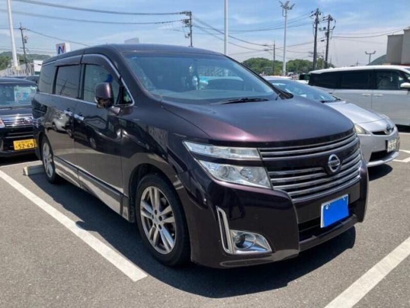 2011 NISSAN ELGRAND